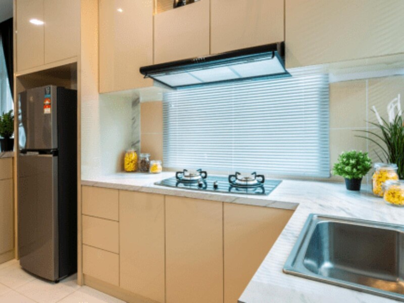 Dapur rumah subsale yang kemas