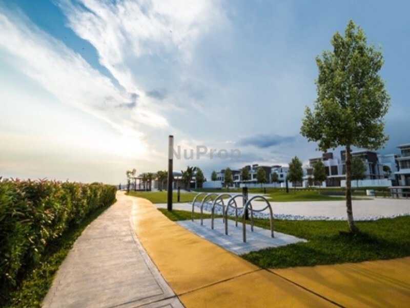 Ponderosa Woods Taman Ponderosa New 3 Storey Twin Villas for sale