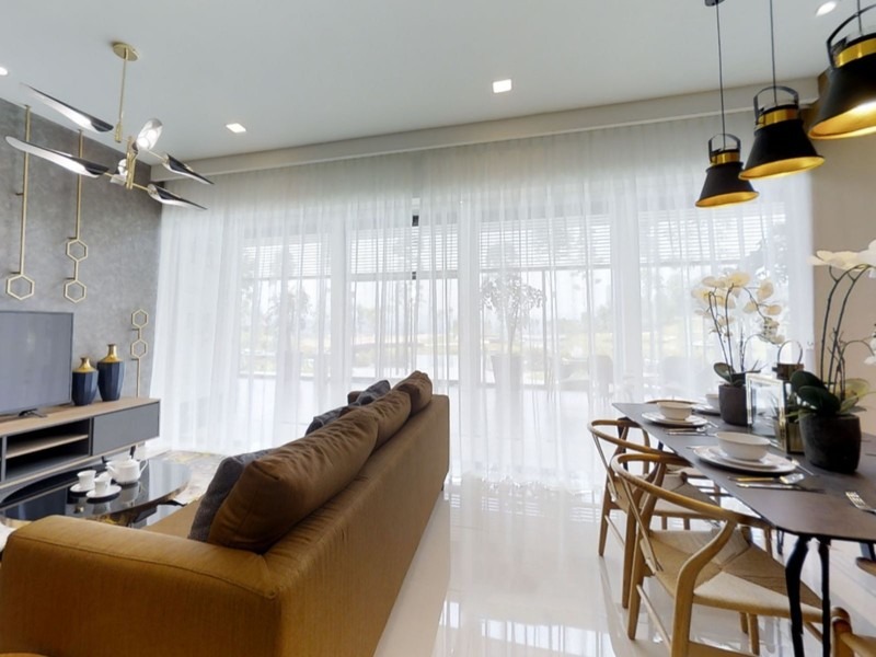 Lakefront Condominiums Emerald Hills, Alam Damai, Cheras New