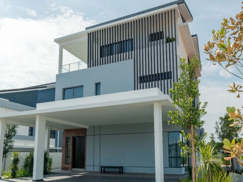 Phase 7 Valderrama Series, 3-Storey Bungalow @ Country Villas Resort, Melaka